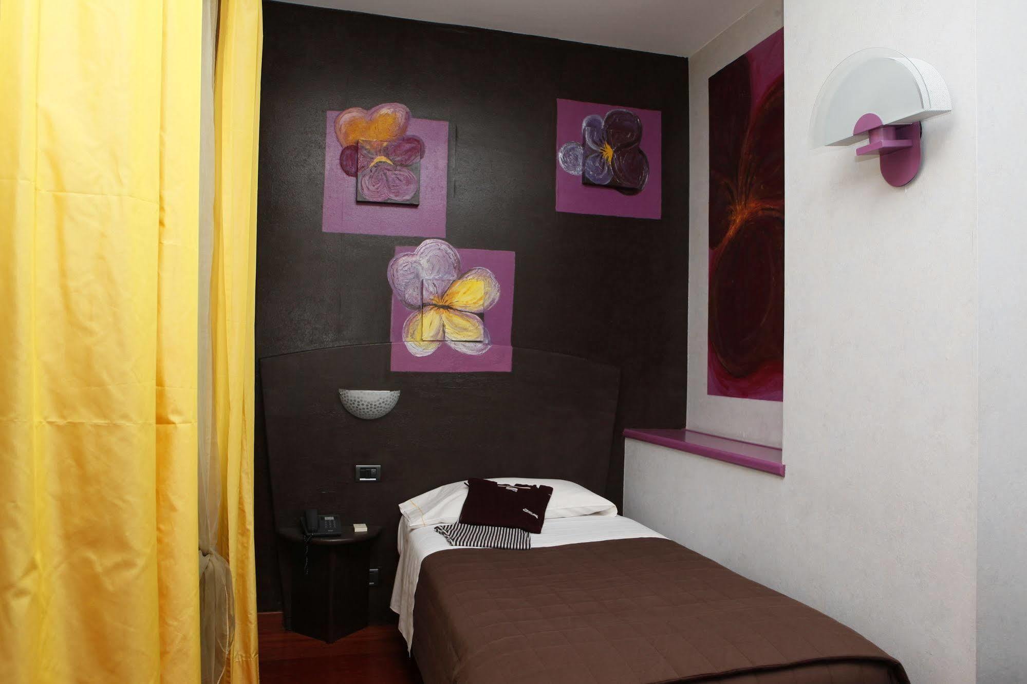 Hotel Lancaster Torino Camera foto